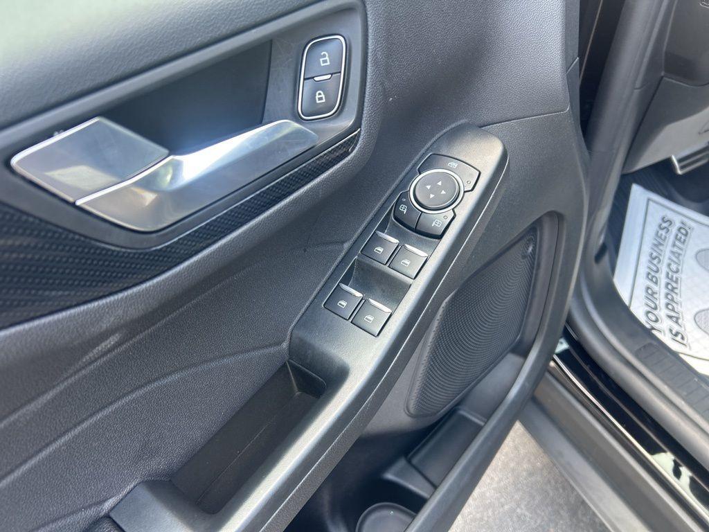 used 2023 Ford Escape car, priced at $25,995