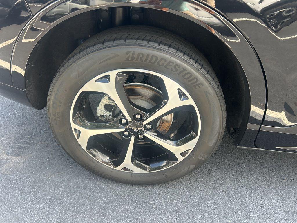 used 2023 Ford Escape car, priced at $25,995