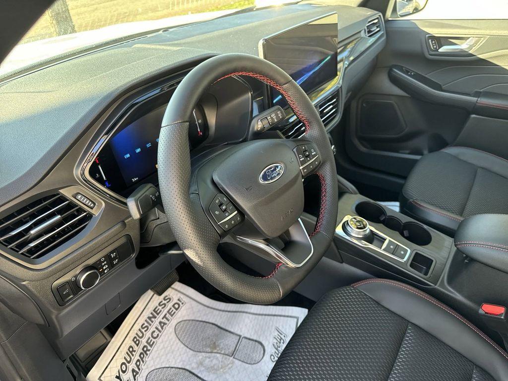 new 2025 Ford Escape car, priced at $31,310