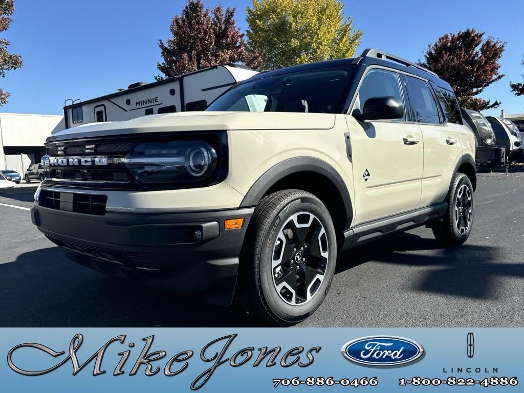 new 2024 Ford Bronco Sport car, priced at $37,345