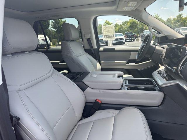 new 2025 Ford Expedition car, priced at $68,210
