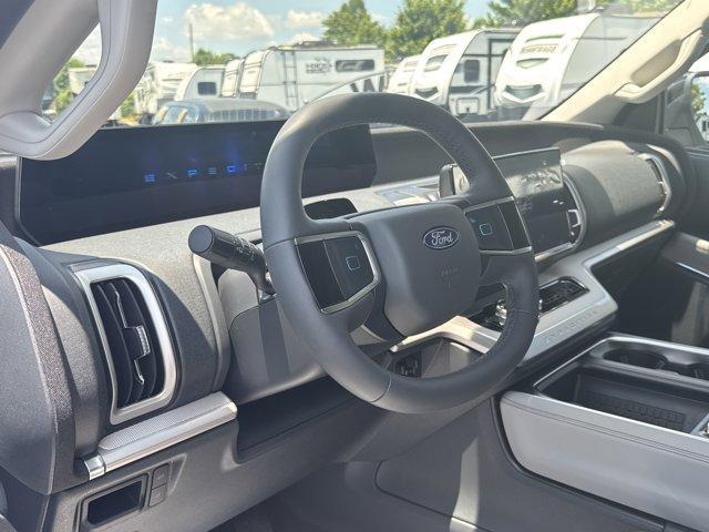 new 2025 Ford Expedition car, priced at $68,210