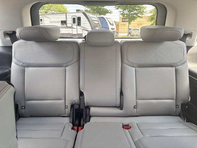 new 2025 Ford Expedition car, priced at $68,210