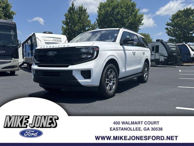 new 2025 Ford Expedition car, priced at $68,210