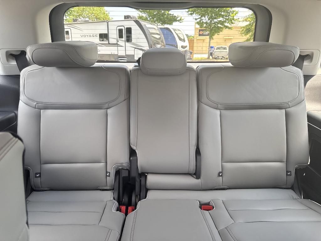 new 2025 Ford Expedition car, priced at $66,558