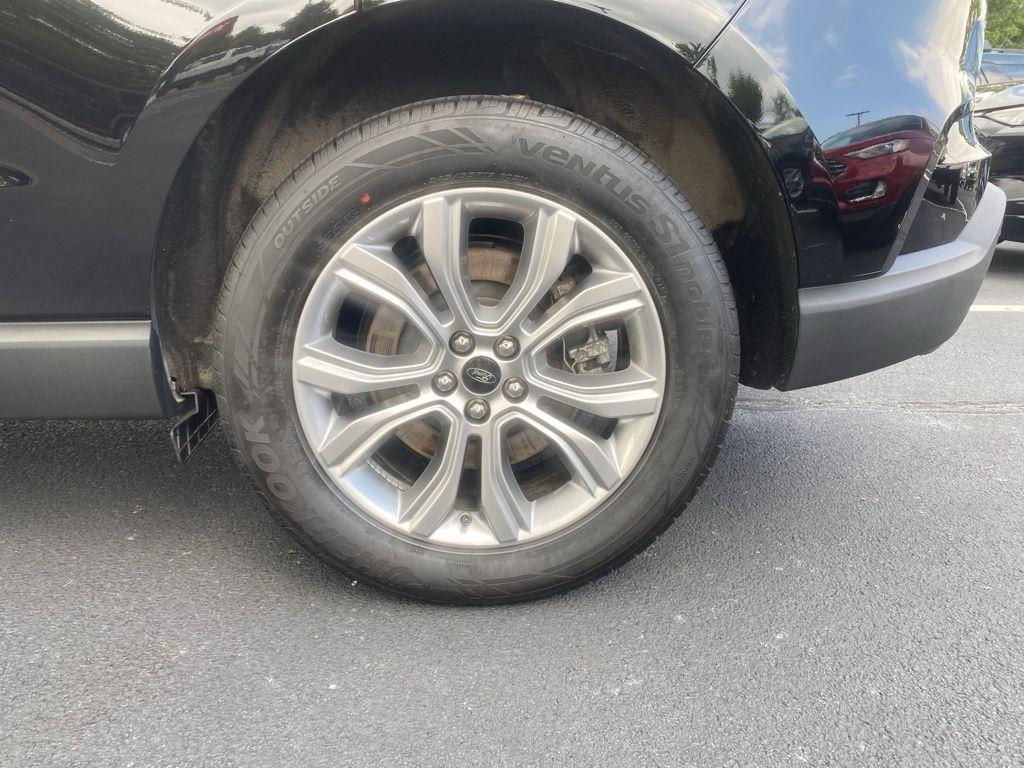 used 2024 Ford Edge car, priced at $33,583