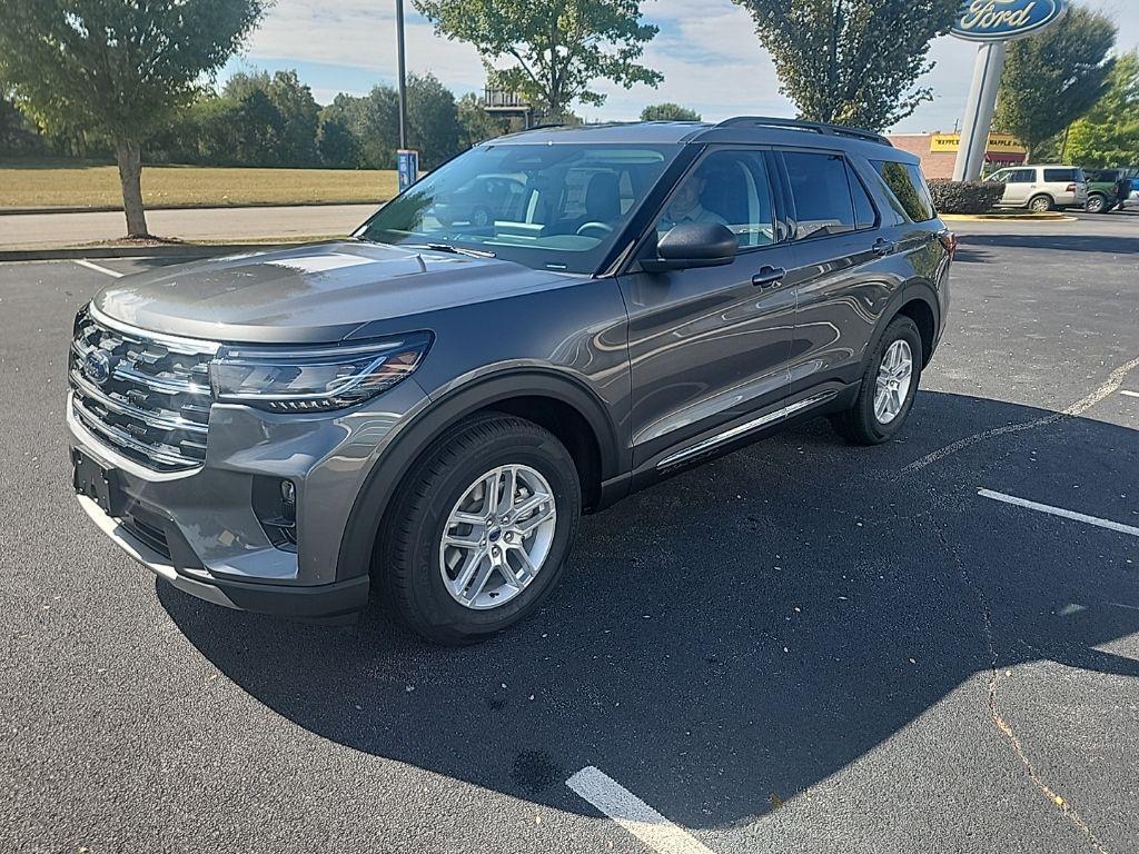 new 2025 Ford Explorer car, priced at $43,474