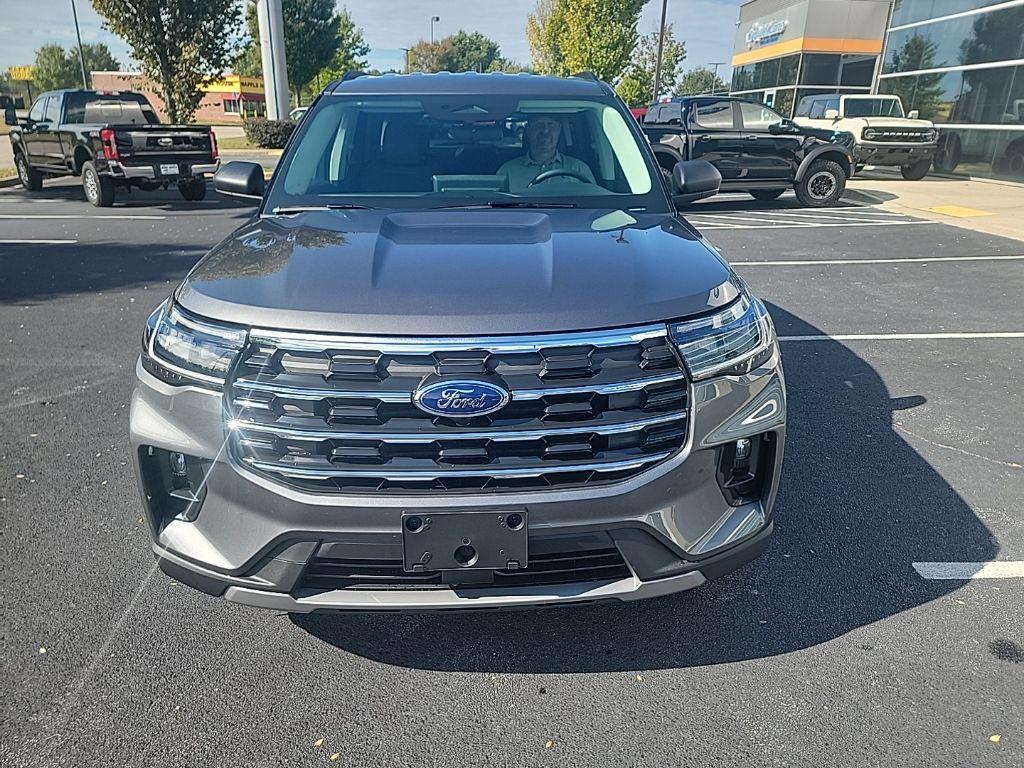 new 2025 Ford Explorer car, priced at $43,474