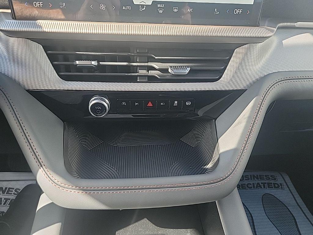 new 2025 Ford Explorer car, priced at $43,474