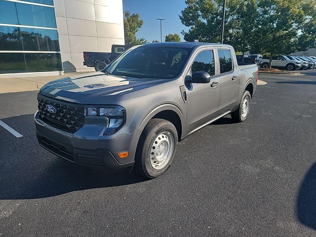 new 2025 Ford Maverick car, priced at $30,085