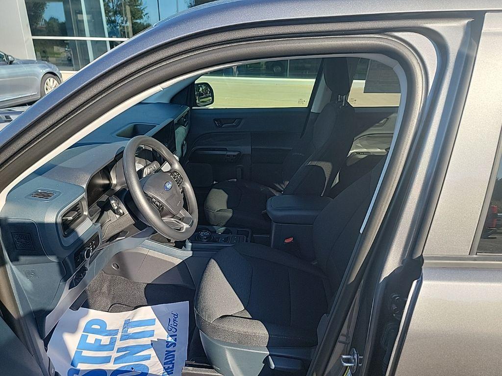 new 2025 Ford Maverick car, priced at $30,085