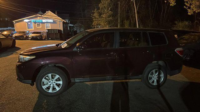 used 2011 Toyota Highlander car, priced at $8,977