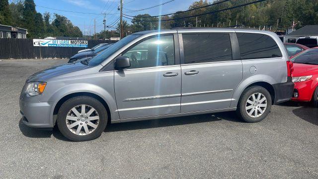 used 2014 Chrysler Town & Country car, priced at $3,977