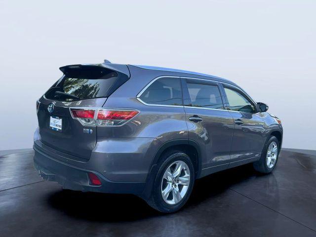 used 2016 Toyota Highlander Hybrid car, priced at $22,777