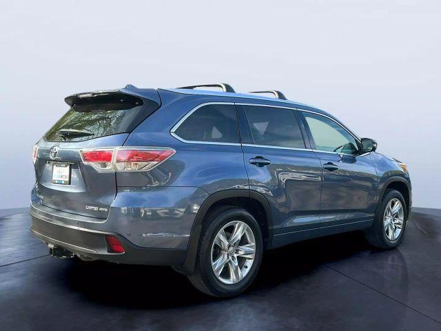 used 2014 Toyota Highlander car, priced at $17,777