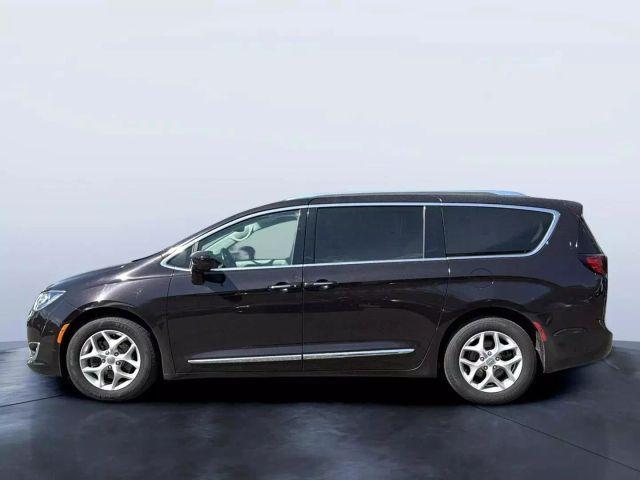 used 2017 Chrysler Pacifica car, priced at $13,777