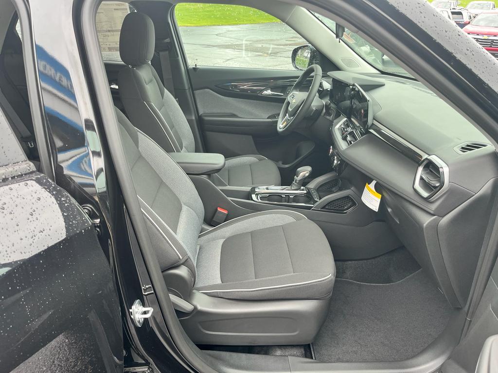new 2026 Chevrolet TrailBlazer car, priced at $27,780