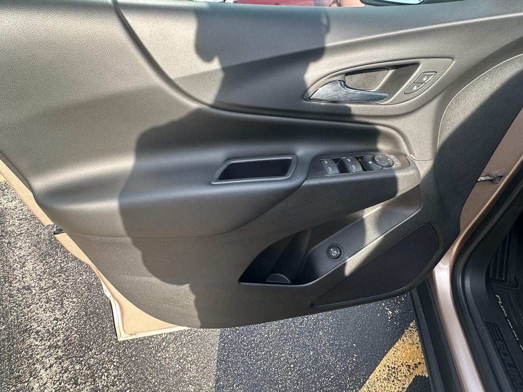 used 2019 Chevrolet Equinox car, priced at $17,920