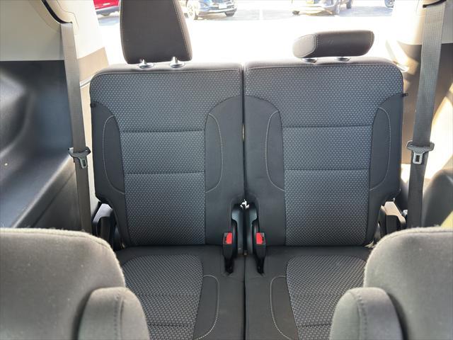 used 2023 GMC Acadia car, priced at $35,440