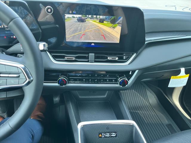 new 2026 Chevrolet Equinox car, priced at $33,840