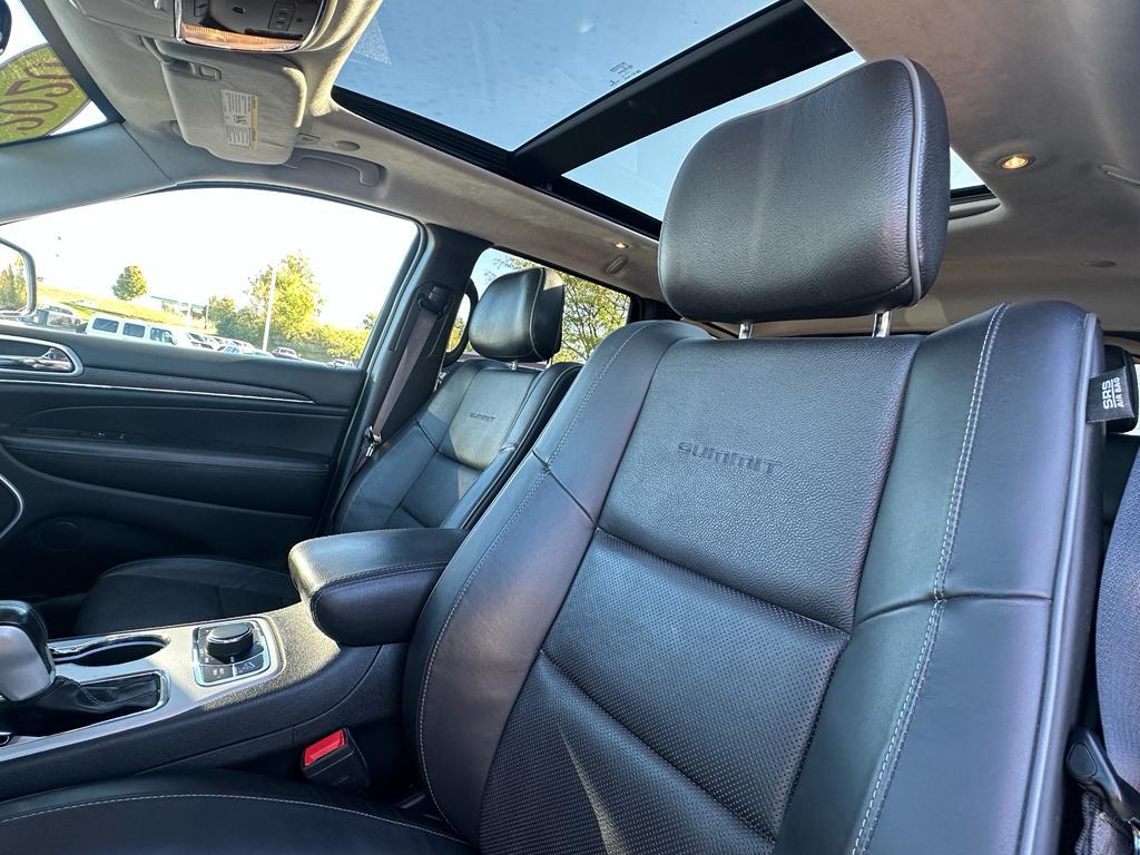 used 2020 Jeep Grand Cherokee car, priced at $25,300