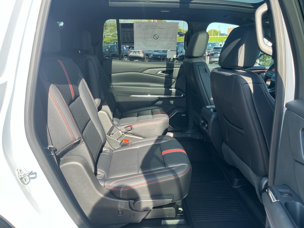 new 2026 Chevrolet Traverse car, priced at $60,890