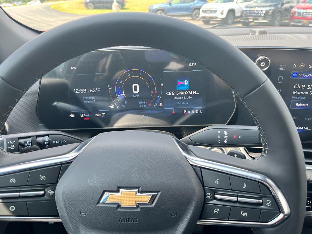 new 2026 Chevrolet Equinox car, priced at $34,305