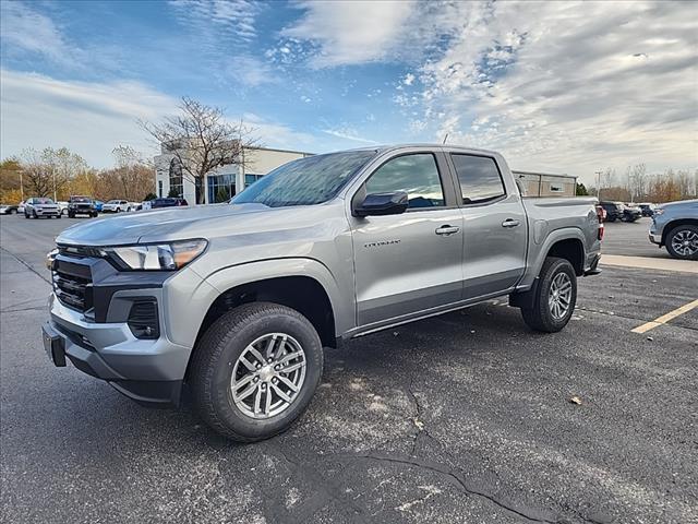 new 2024 Chevrolet Colorado car, priced at $40,995