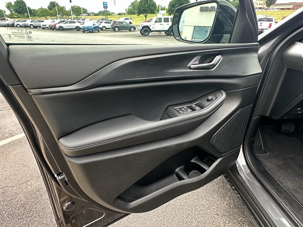 new 2025 Jeep Grand Cherokee L car, priced at $44,506