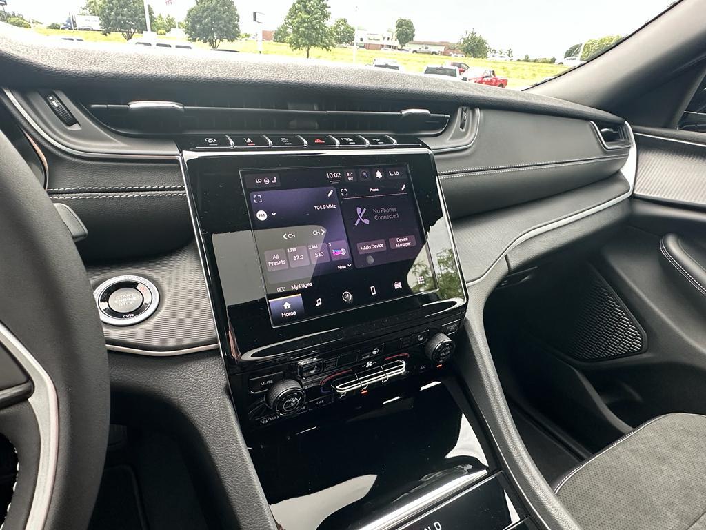 new 2025 Jeep Grand Cherokee L car, priced at $44,506