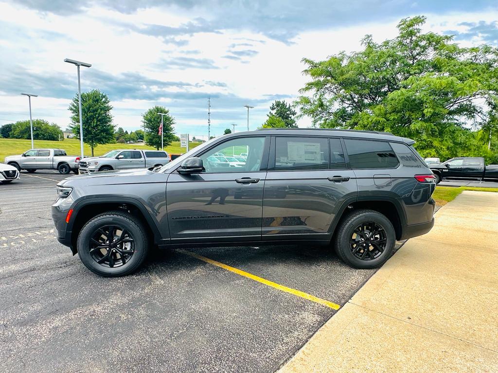 new 2025 Jeep Grand Cherokee L car, priced at $44,506