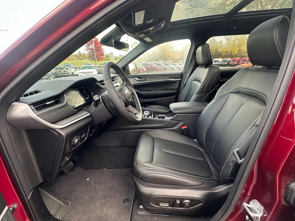 new 2025 Jeep Grand Cherokee L car, priced at $46,967