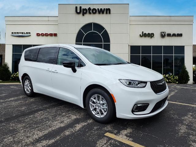 new 2024 Chrysler Pacifica car, priced at $43,500