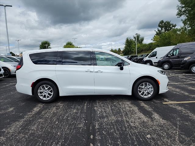 new 2024 Chrysler Pacifica car, priced at $43,500