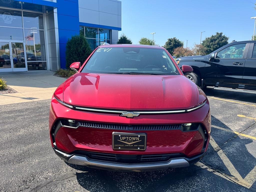 new 2025 Chevrolet Equinox EV car, priced at $38,510