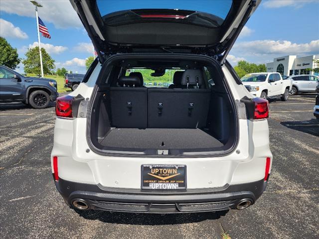 new 2025 Chevrolet TrailBlazer car, priced at $35,320