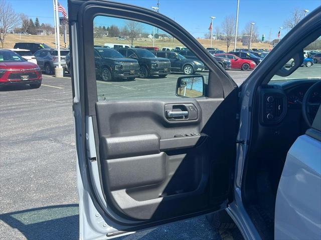 new 2025 Chevrolet Silverado 1500 car, priced at $46,995