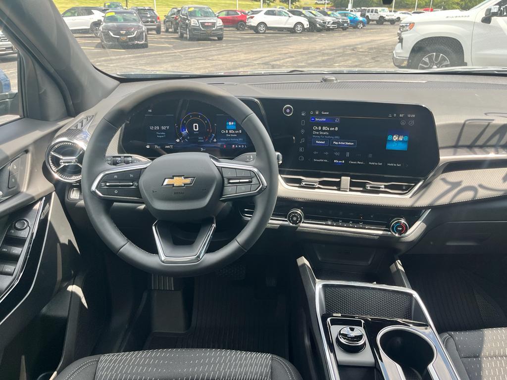 new 2026 Chevrolet Equinox car, priced at $31,820