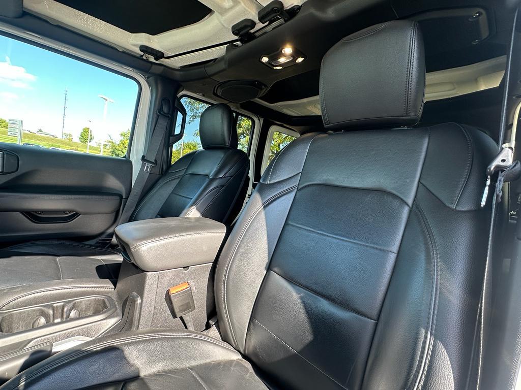 used 2021 Jeep Wrangler Unlimited car, priced at $32,350