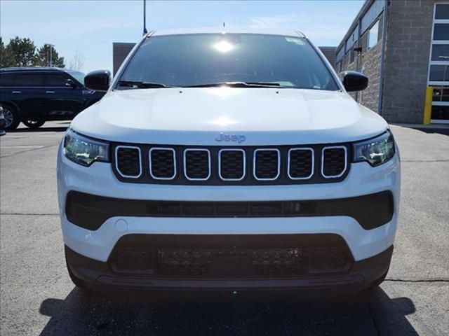 new 2024 Jeep Compass car, priced at $26,556