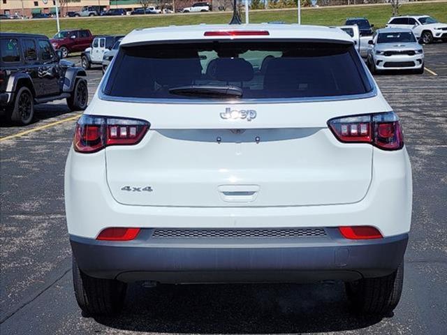 new 2024 Jeep Compass car, priced at $26,556