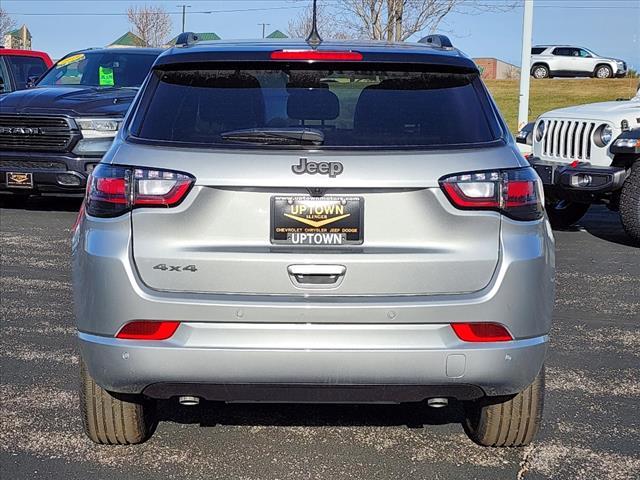 new 2024 Jeep Compass car, priced at $37,999