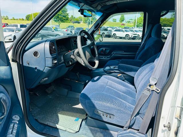 used 1995 Chevrolet Tahoe car, priced at $9,850
