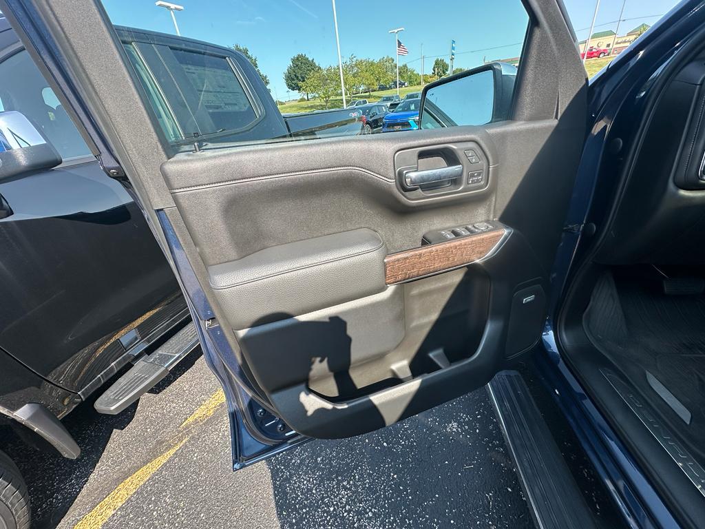 used 2022 GMC Sierra 1500 car, priced at $48,690