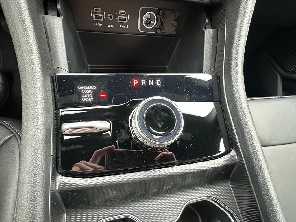 new 2025 Jeep Grand Cherokee car, priced at $45,592