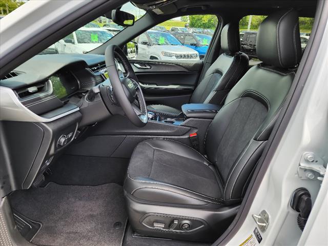 new 2024 Jeep Grand Cherokee L car, priced at $51,575