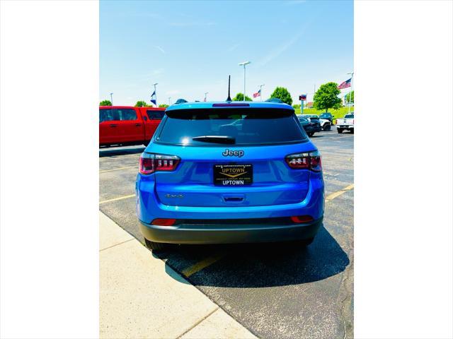 new 2025 Jeep Compass car, priced at $27,558