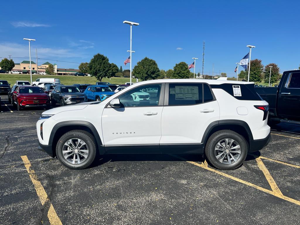 new 2026 Chevrolet Equinox car, priced at $31,320