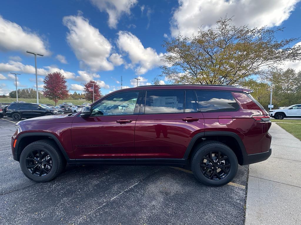new 2025 Jeep Grand Cherokee L car, priced at $44,072