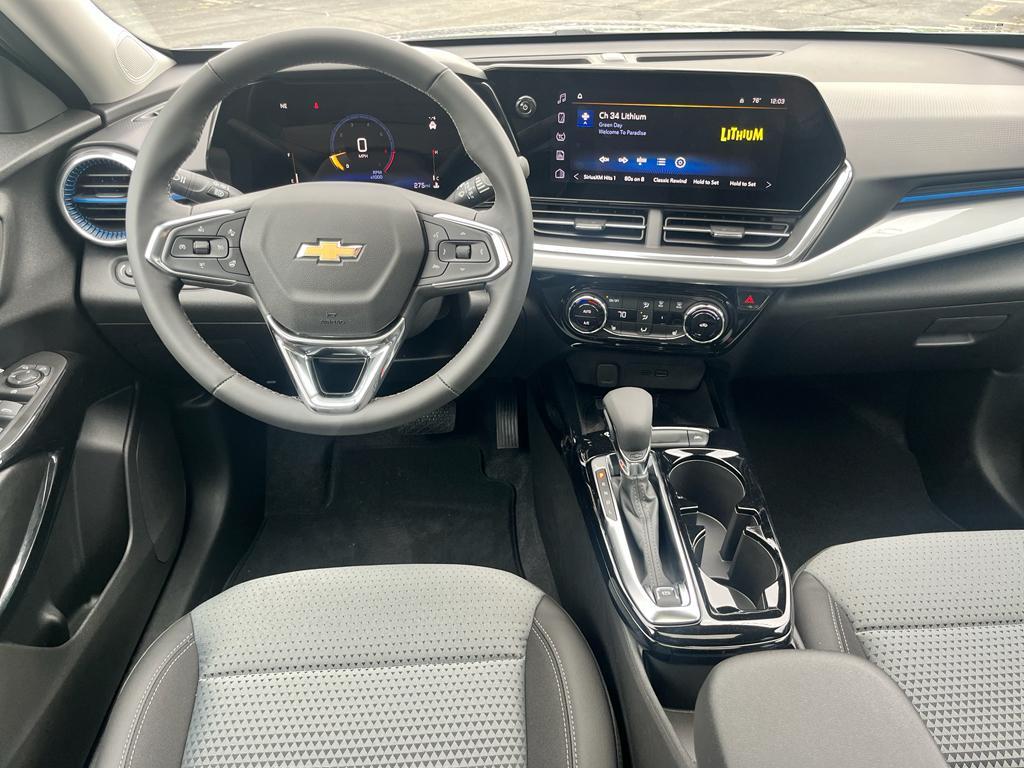 new 2025 Chevrolet Trax car, priced at $25,580